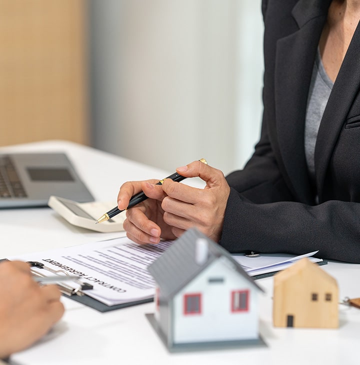Why Choose a Consultant Licensed Conveyancer?